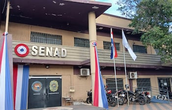 Fachada de la Secretaria Nacional Antidrogas, que tiene como Ministro a Jalil Rachid.