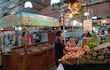 La falta de concurrencia de clientes obligó a muchos permisionarios a abandonar sus puestos de ventas.