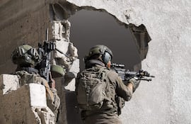 Soldados israelíes durante un operativo en Gaza, en mayo de 2024.