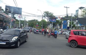 Cierre sobre avenidas Mariscal López y San Martín de Asunción. (gentileza).