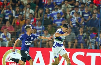 Incursión ofensiva de César Manuel Castro (32) contra Cristal.