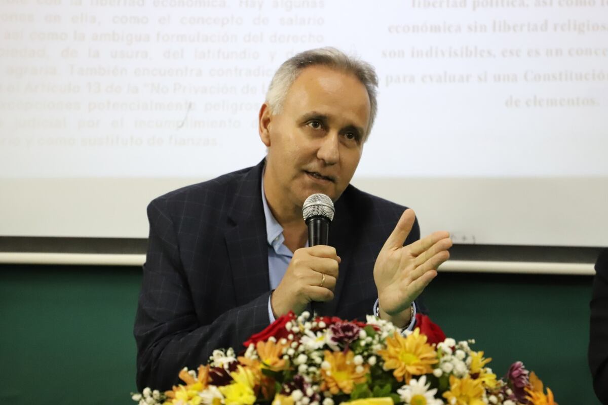 Economista insta al BCP a preservar la confianza del público con medidas correctivas rápidas