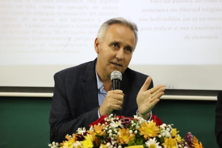 Jorge Schreiner, abogado y economista.