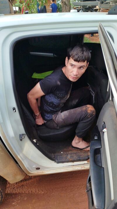 Este hombre fue aprehendido como presunto autor del hurto de una motocicleta.