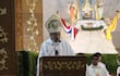 Monseñor Ricardo Valenzuela insta a fortalecer la familia, aprender de los errores y valorar el rol del periodista.