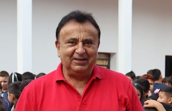 Intendente de Carapeguá, Luciano Cañete.