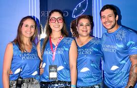 Paola Salinas, Mariel Román, Drusila Cristaldo y David Molinas, del equipo de Eventos y Montaje.