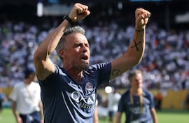 Luis Enrique, entrenador del Paris Saint-Germain, celebra tras el partido de semifinales del Mundial de Clubes de la FIFA 2025 entre el Paris Saint-Germain y el Real Madrid CF en el MetLife Stadium, el en East Rutherford, Nueva Jersey.