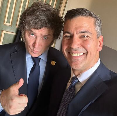 Javier Milei y Santiago Peña.