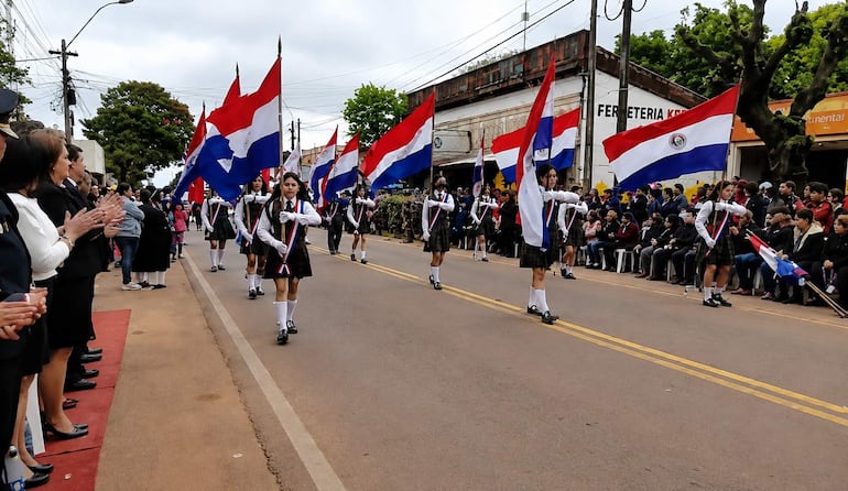 Más de 3.000 estudiantes desfilarán por el 293.º aniversario de fundación de Quiindy y la fiesta patronal en honor a San Lorenzo Mártir.