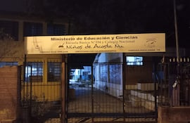Detienen a presunto ladrón que robó focos y cables de una escuela de Itá