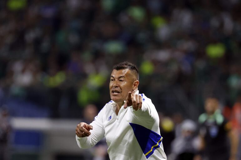  Jorge  Almirón Quintana (52 años), el entrenador de Boca.