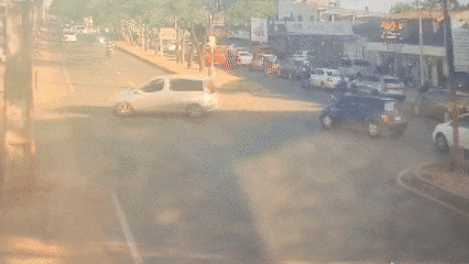 Video: joven motociclista fallece en accidente sobre Mariscal López