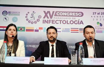 Melisa Florentín,  Fernando Galeano y  Virgilio Lezcano.