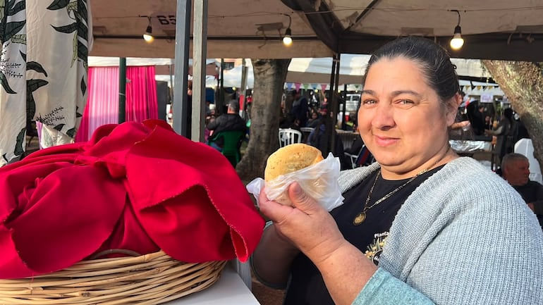 Las chiperas de Eusebio Ayala, guardianas de una tradición que se mantiene viva generación tras generación y que identifica a la ciudad como una de las cunas de la chipa paraguaya.