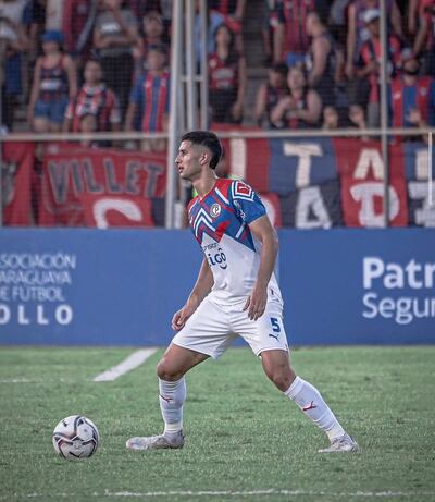 El defensor central Rodrigo Delvalle se suma al plantel de Sportivo Trinidense. Llega a préstamo por 6 meses.