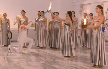 Se encendió la llama sagrada de los Juegos Olímpicos de Invierno.