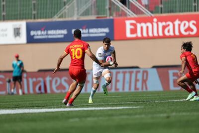 Santiago Álvarez, una de las figuras de Argentina, en acción durante el duelo contra España.