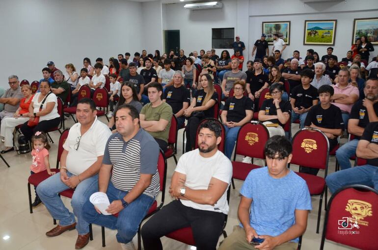 Momentos previos al inicio de la Ceremonia de Premiación.