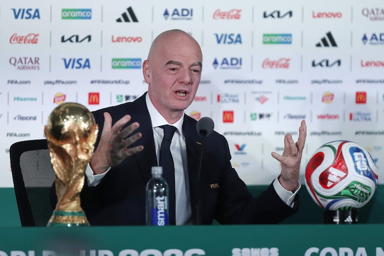 El suizo Gianni Infantino, presidente de la FIFA, en una conferencia de prensa.
