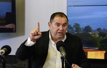 Senador Líder Amarilla (PLRA)