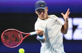 Sebastián Báez clasificó a los octavos de final del torneo ASB Classic de Auckland, Nueva Zelanda.