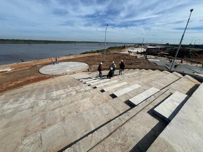 Parque lineas Costanera Sur de Asunción.