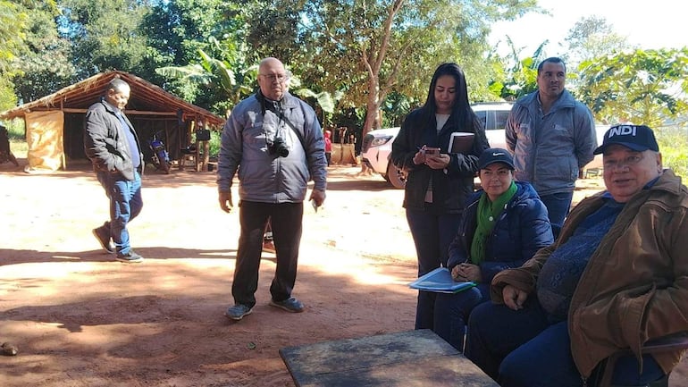 VDB El presidente del Indi Hugo Samaniego en una comunidad indigena de Yhû.