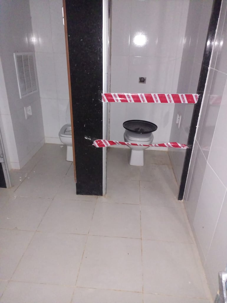 Imágenes del Hospital de Clínicas este 25 de diciembre del 2025, compartidas por familiares de internados.