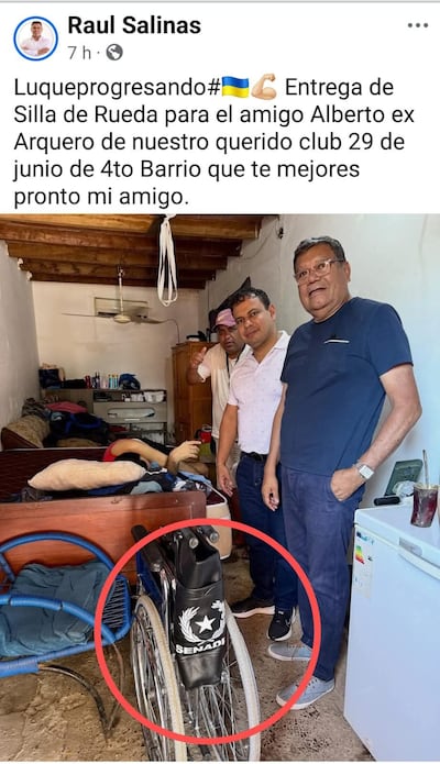 Candidato a concejal usa silla del Senadis para proselitismo. 