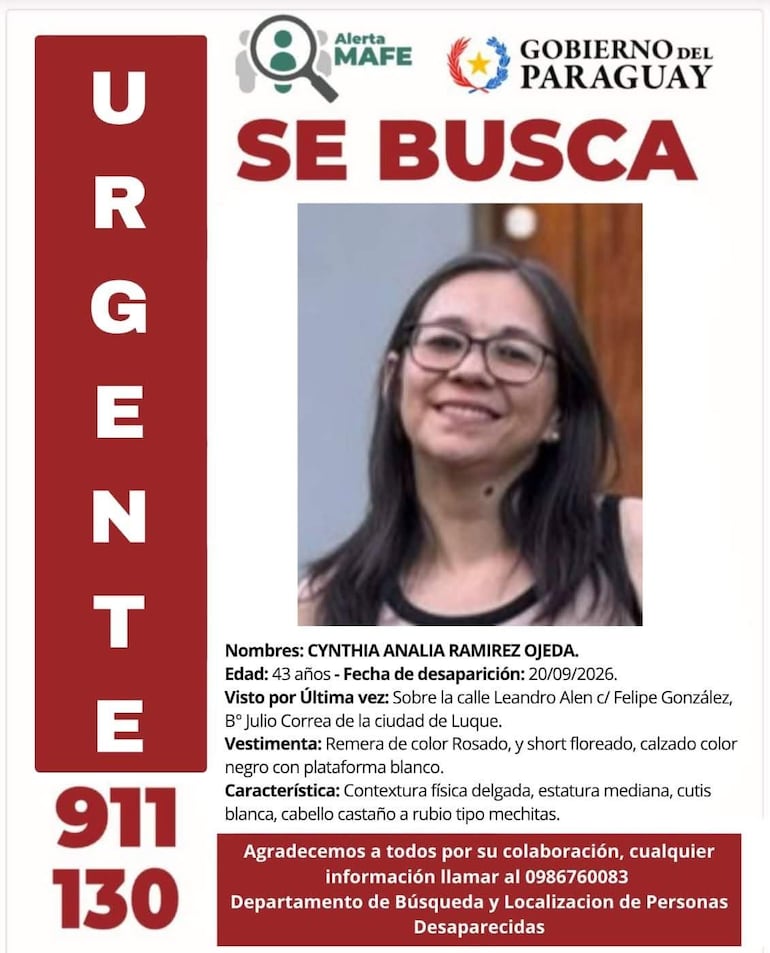 Cartel de alerta con información de Cynthia Analía Ramírez Ojeda, vestida con remera rosada y short floreado.