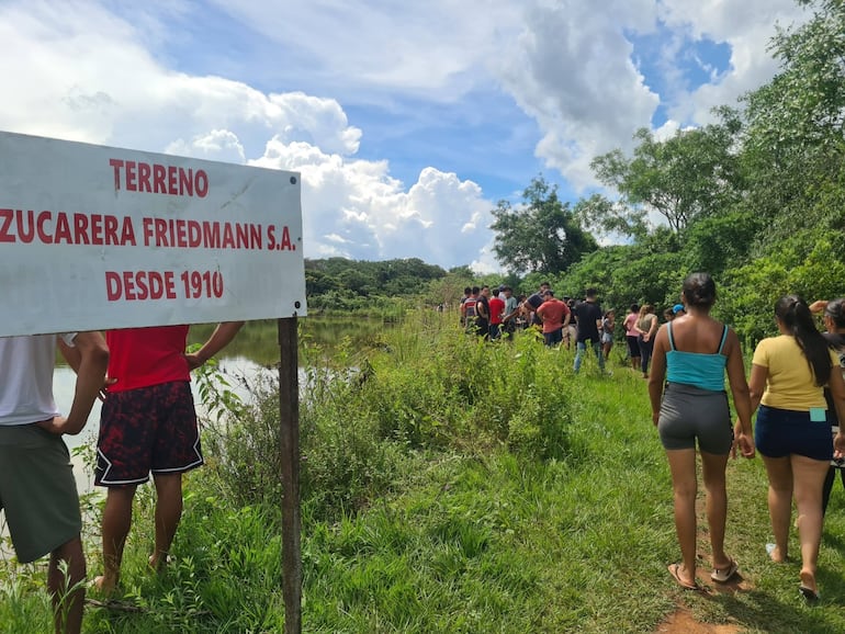 Villarrica: Fiscalía investiga ahogamiento de un niño en lago y apunta a posible omisión de auxilio