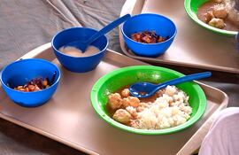 Hambre Cero, el programa estrella del Gobierno, se encuentra en riesgo por deudas a empresas.