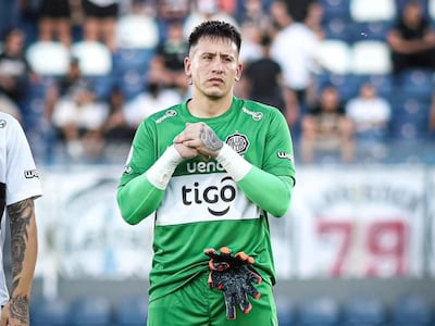El uruguayo Sebastián Lentinelly, arquero de Olimpia.