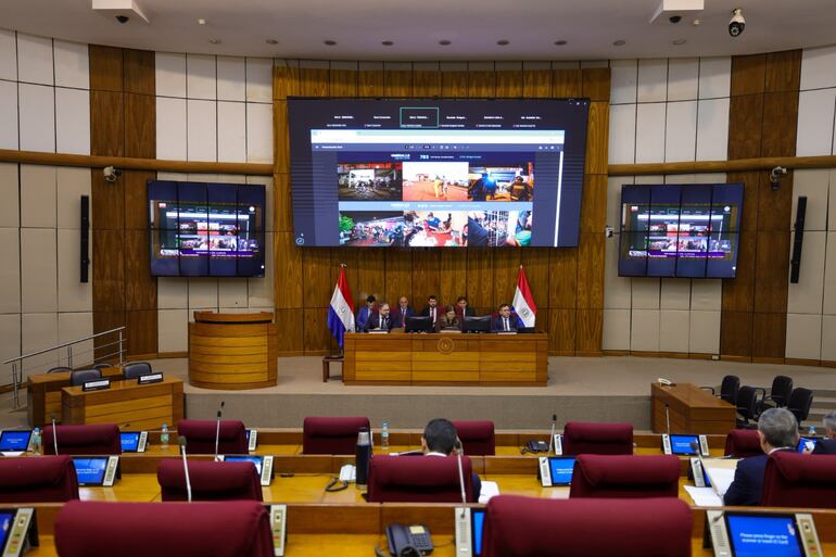 La defensa del presupuesto del Ministerio de Justicia se realizó este lunes en la sede del Congreso Nacional.