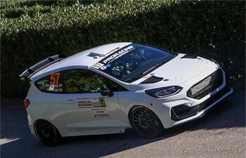 Así transitaron Diego Domínguez Bejarano y Rogelio Peñate con el Ford Fiesta Rally3 en Italia.