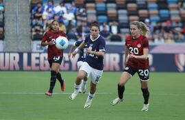 Jéssica Martínez ante la marca de la canadiense Cloe.