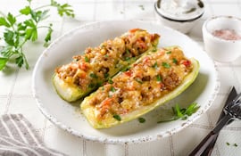 Zucchini relleno con carne.
