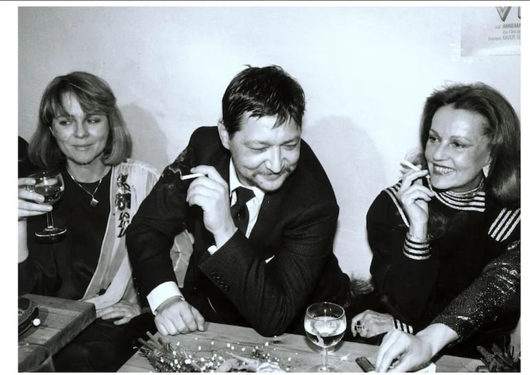 Conny Froboes, Rainer Werner Fassbinder y Jeanne Moreau. Berlinale, 1981.