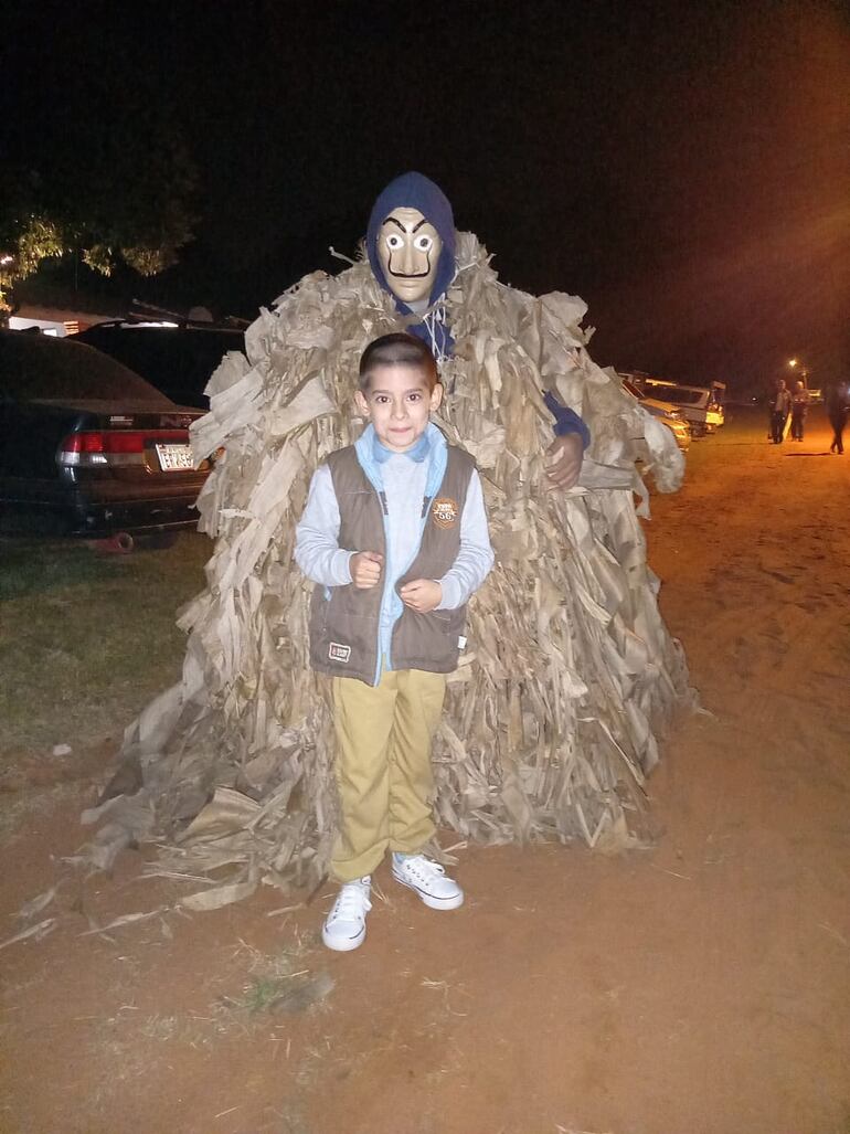 Celebran la tradición del Kamba ra’anga en Altos