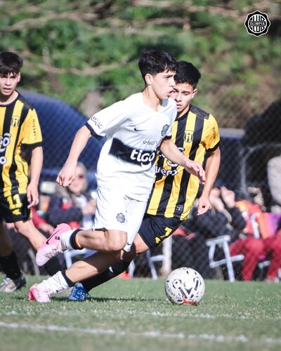 El clásico más añejo en la Sub 14 fue para Olimpia