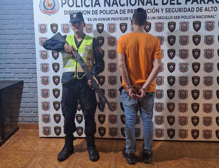 Tras persecución, detienen a un hombre con 260 kilos de marihuana