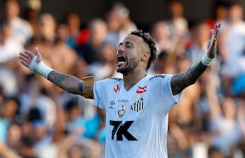 Neymar, figura del Santos de Brasil, será una de las atracciones de la presente Copa Sudamericana, que tiene a Recoleta en su grupo y también la participación de Olimpia.