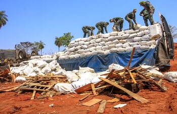 La diligencia se llevó a cabo luego de que este jueves hayan sido detenidos los supuestos responsables de la carga.