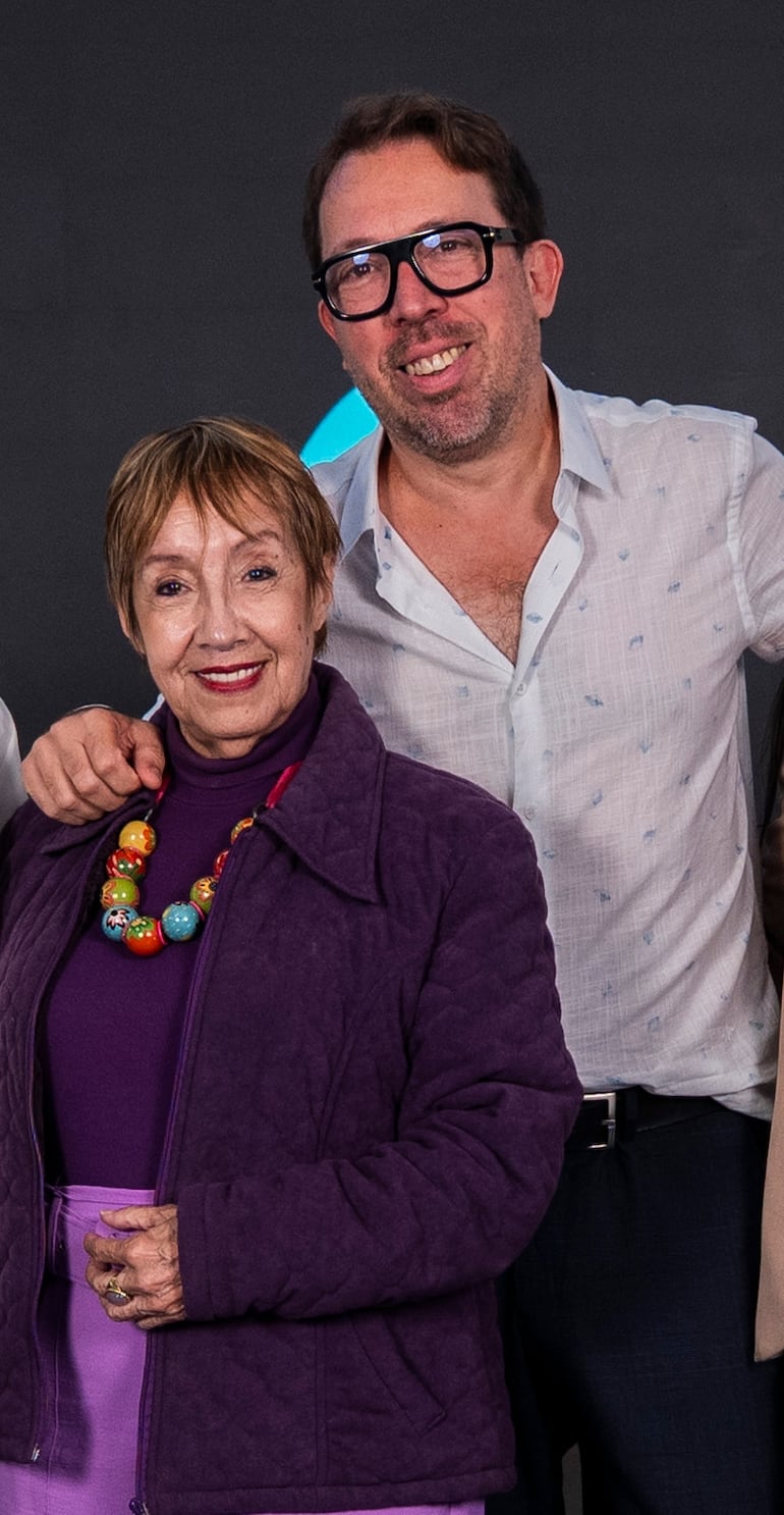La actriz Margarita Irún y el cineasta paraguayo Marcelo Martinessi.