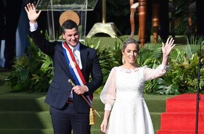 El presidente Santiago Peña y la primera dama Leticia Ocampos durante la ceremonia de juramento, el pasado martes.