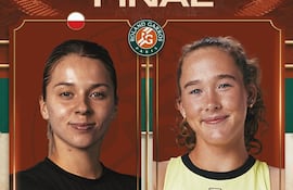 Maja Chwalinska y Mirra Andreeva, finalistas de Roland Garros.