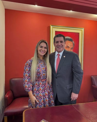 La diputada cartista Johana Vega plantea millonarias indemnizaciones para funcionarios de la ANDE.