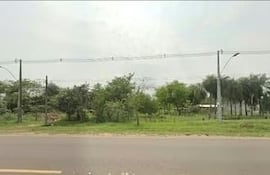 Fotografía del terreno presuntamente invadido en San Bernardino, donde vecinos denuncian ocupación irregular y piden intervención de las autoridades.