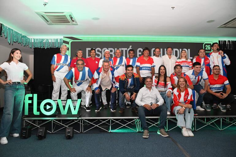 Un equipo que trasciende generaciones promoviendo el aliento a la selección paraguaya.